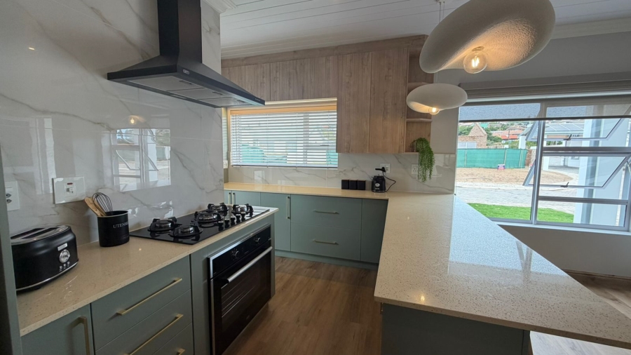 3 Bedroom Property for Sale in Fraaiuitsig Western Cape